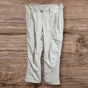 Old Navy Fleece-Lined Water-Resistant Pants Size 8 – Pale Green